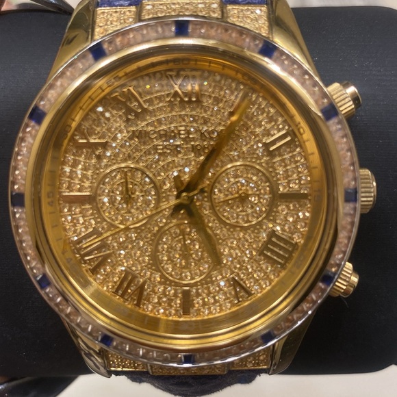 Michael Kors Women’s Watch - Picture 9 of 9